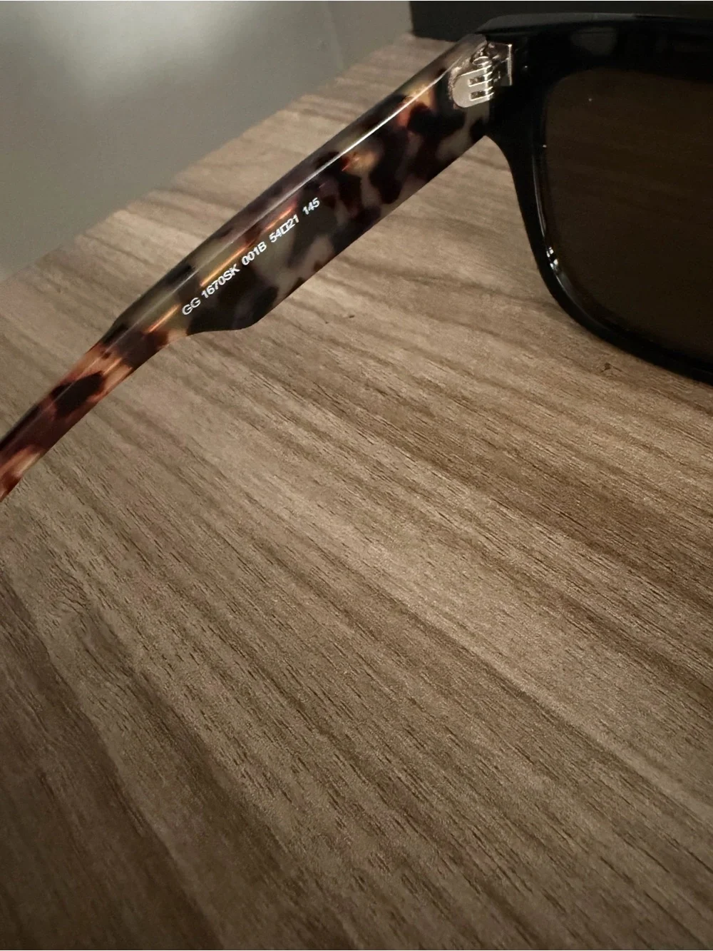 Gucci Black Men’s Sunglasses with Brown Gradient Lenses